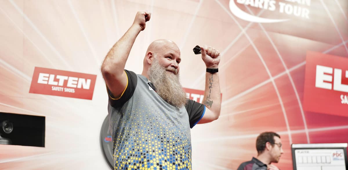 Harrysson confirms World Darts Championship qualification